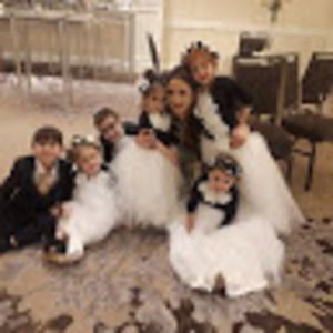 Meet your Posher, Etty